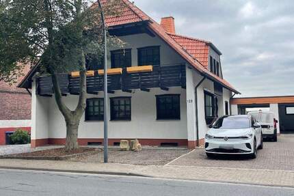 Einfamilienhaus mit großem Keller, großer Garage und vielen Nutzungsoptionen - Hamm Pelkum