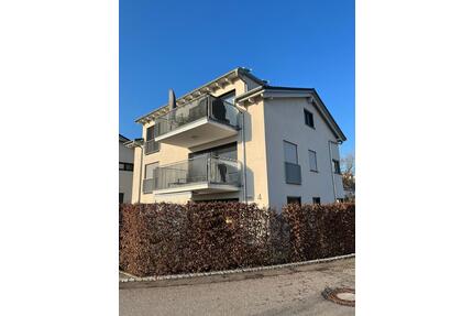 Neuwertige, moderne 3,5-Zimmer-Whg. mit Garten in Oberdischingen