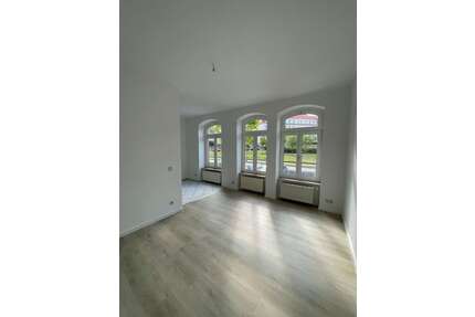 Wohnung zum Mieten in Arnstadt 360,00 € 43.93 m²