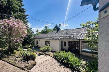 Haus zum Kaufen in Wilhelmsfeld 410.000,00 € 163 m²
