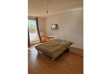 Wohnung zur untermiete - 885,00&nbsp;EUR Kaltmiete, ca.&nbsp; 40,00&nbsp;m&sup2; in Berlin (PLZ: 10319) Lichtenberg