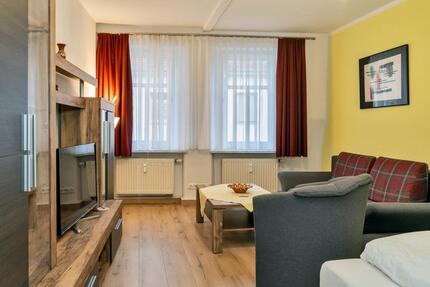 2 Raumwohnung möbliert Zentrum Saalfeld - Kurzzeitmiete möglich - Saalfeld (Saale)