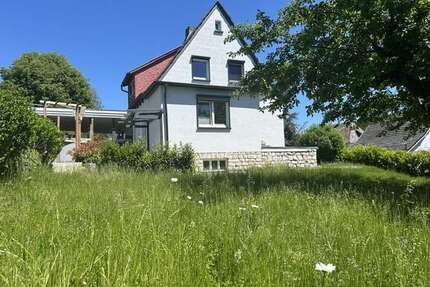 Haus zum Kaufen in Weitramsdorf 356.000,00 € 110 m²