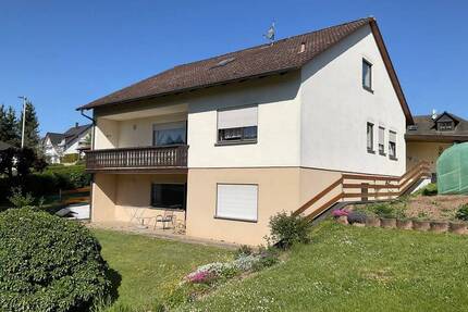 Solides Wohnhaus mit großzügigem Grundstück in Burgpreppach OT Ibind