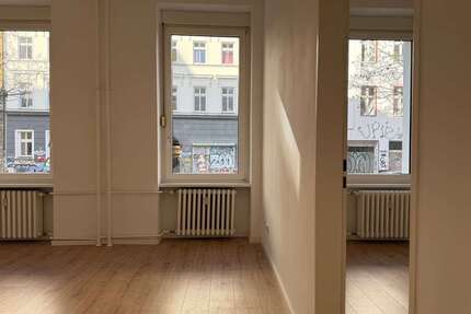 Wohnung zum Kaufen in Berlin 305.000,00 € 54.27 m²