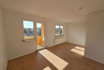 Wohnung zum Mieten in Lutherstadt Eisleben 296,00 € 65.85 m²
