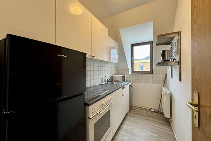 Helle 3-Raumwohnung mit Einbauküche und Grillplatz zu vermieten - Chemnitz Ebersdorf