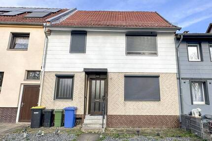Attraktives, modernisiertes Reihenmittelhaus in Gieboldehausen mit Nebengebäude, Garten & Garage