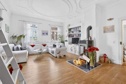 Stilvoll wohnen in der Esslinger Altstadt - 4,0 Zimmer Eigentumswohnung (provisionsfrei) - Esslingen Stadtmitte