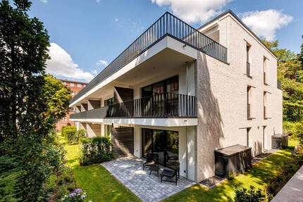 Bezugsfertige, barrierefreie 2-Zi-Wohnung mit Terrasse im Grünen - Neubau in Hamburg-Winterhude