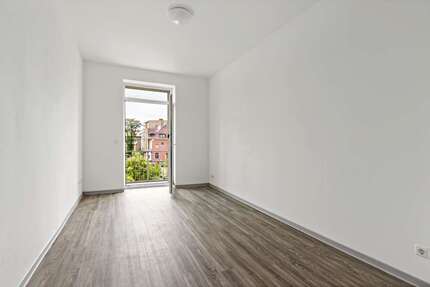 Wohnung zum Mieten in Halle 395,00 € 43 m²