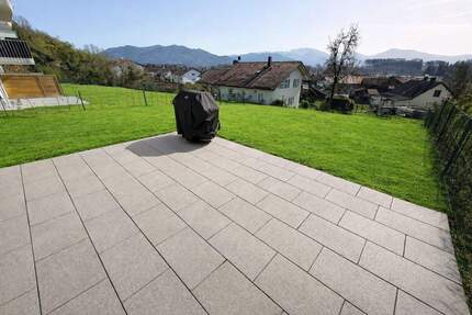 Absolut ruhige, neuwertige Erdgeschoss-Wohnung mit großem Südgarten und tollem Bergblick! - Penzberg