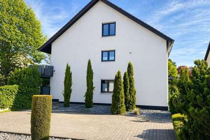 Haus zum Kaufen in Mannheim-Wallstadt 850.000,00 € 243 m²