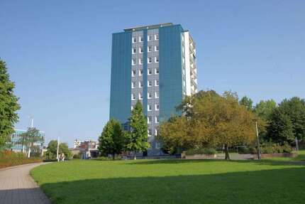 Wohnung zum Mieten in Plauen 321,18 € 53 m²