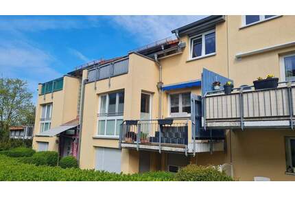 Stadtnah & im Grünen: Helle 2-Zimmer-Wohnung mit Balkon, EBK - Jena Wenigenjena