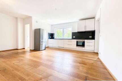Wohnung zum Mieten in Schwandorf 1.190,00 € 90 m²