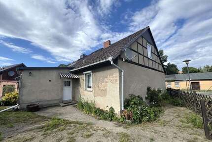 Haus zum Kaufen in Wittstock 69.000,00 € 82.01 m²