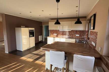 Wohnung zum Mieten in Büdingen 1.450,00 € 140 m²