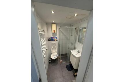 Charmante 1 Zimmer Wohnung, zentral gelegen - Düsseldorf Heerdt