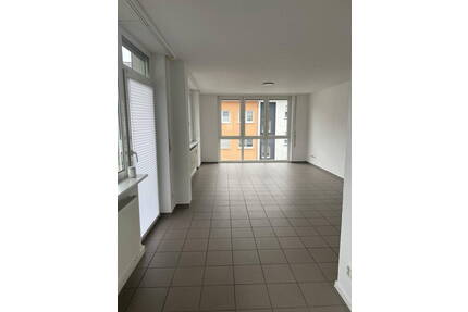 Schöne helle Zweizimmerwohnung - 630,00&nbsp;EUR Kaltmiete, ca.&nbsp; 65,00&nbsp;m&sup2;&nbsp;Wohnfl&auml;che in Pforzheim (PLZ: 75179) Nordstadt