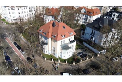 Exklusive 3,5-Zimmer-Wohnung in bester Altstadtlage - Magdeburg