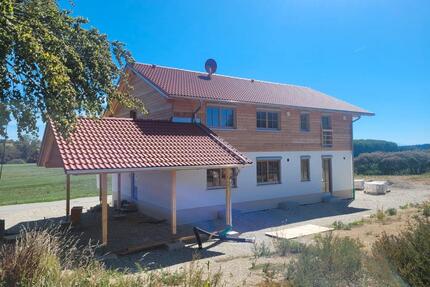 Moderne 4-Zimmer-Wohnung mit Garten und Bergblick zu vermieten - Haag in Oberbayern