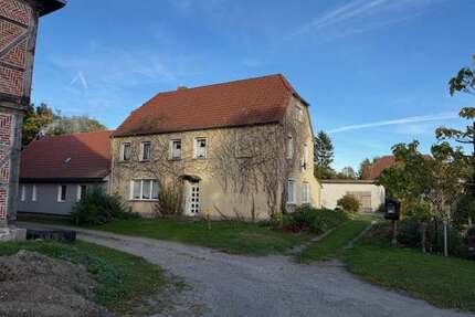 Haus zum Kaufen in Groß Salitz 130.000,00 € 176 m²