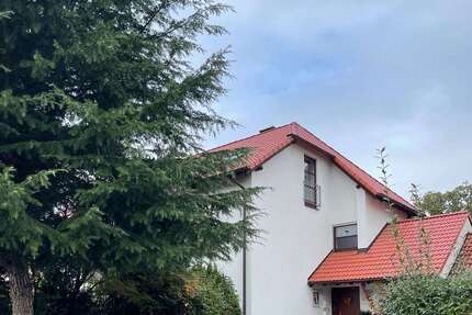 Haus zum Mieten in Dresden 2.250,00 € 158.22 m²