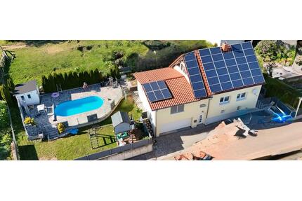 Einfamilienhaus mit Pool, PV Anlage, Wärmepumpe Provisionsfrei - Wallhalben