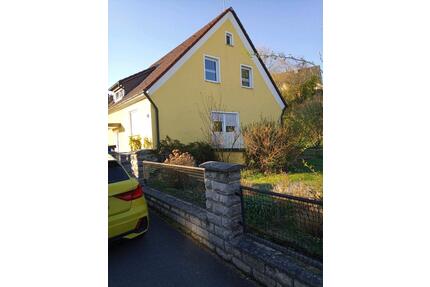Erdgeschosswohnung in 91275 Auerbach i.d.OPf zu vermieten - Auerbach in der Oberpfalz