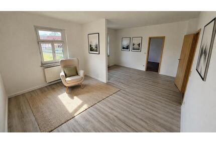 3-Zimmer-Wohnung Frisch renoviert Garten und Garage 697€ warm - Zwickau Zwickau-Nord