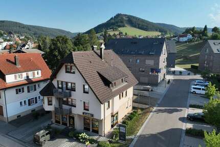 Haus zum Kaufen in Baiersbronn 690.000,00 € 311.45 m²
