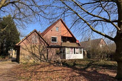 Gelegenheit in WardenburgAchternmeer: Haus mit großem Grundstück zu verkaufen - Wardenburg / Achternmeer Westerholt
