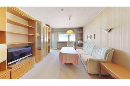 Charmante 3 Zi. -Wohnung mit Loggia und GARAGE in ruhiger Lage !!! - Nürnberg Neuröthenbach