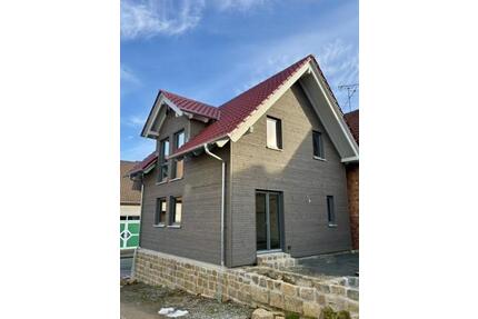 Einfamilienhaus zur Miete - 1.100,00&nbsp;EUR Kaltmiete, ca.&nbsp; 87,00&nbsp;m&sup2; in Breuna (PLZ: 34479)