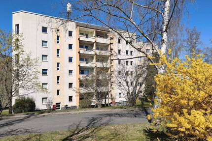 VIEL PLATZ zum WOHNEN - 495,00&nbsp;EUR Kaltmiete, ca.&nbsp; 90,00&nbsp;m&sup2;&nbsp;Wohnfl&auml;che in Bad Lausick (PLZ: 04651)