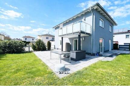 *Exklusives Luxus-Anwesen in Bestlage Schwabach-Limbach - ruhige Sackgassenlage am Rednitztal*