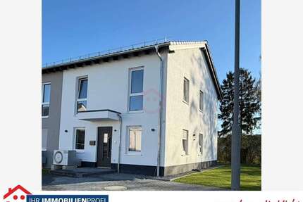 Haus zum Mieten in Lich-Muschenheim 1.700,00 € 120 m²
