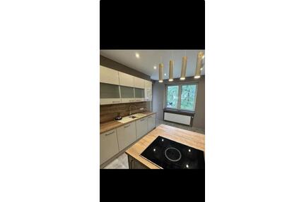 Modernisierte 3-Zimmer-Wohnung mit Einbauküche in Köln-Deutz