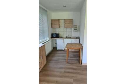 Wohnung zum Mieten in Zwickau 220,00 € 32 m²