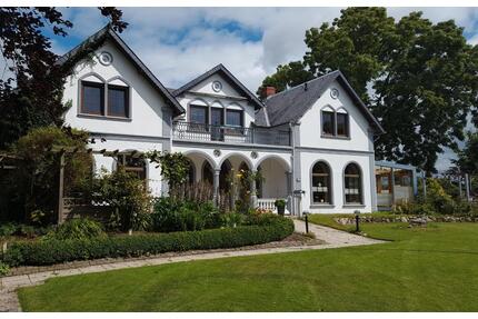 6 Zimmer Wohnung in Landhausvilla Sauna Garage Feldrandlage - Mittelangeln