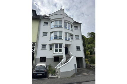 Gemütliche 2 Zimmer-Wohnung mit Balkon und Tiefgarage, provisionsfrei - Koblenz Süd