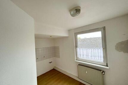 Attraktive 9-Zimmer-Wohnung mit Einbauküche in zentraler Lage von Gelsenkirchen