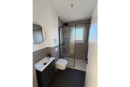 Einziehen und wohlfühlen - perfekt sanierte 3-Zimmer-Wohnung mit Balkon! - Weyhe Lahausen