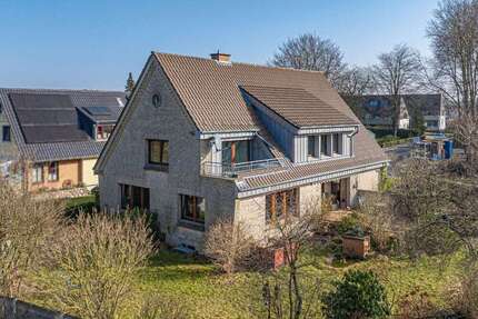 Haus zum Kaufen in Flensburg 525.000,00 € 223 m²