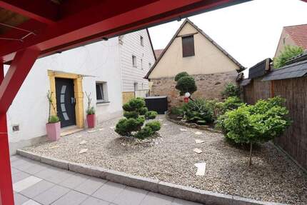 Liebhaberobjekt komfortables Wohnhaus - Leutershausen