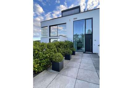 Wohnung zum Mieten in Stuttgart 2.390,00 € 124 m²