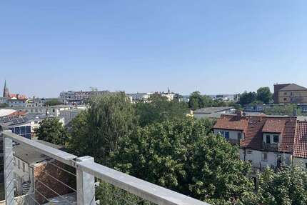 Wohnung zum Mieten in Schwerin 1.400,00 € 150 m²