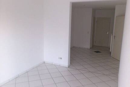 Verkehrsgünstige und ruhige Einliegerwohnung nähe Koblenz - Pfaffenheck