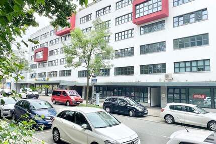 ***GEPFLEGTE 2 ZIMMER SINGLE WOHNUNG MIT EINBAUKÜCHE AM STADTPARK*** - Fürth Innenstadt